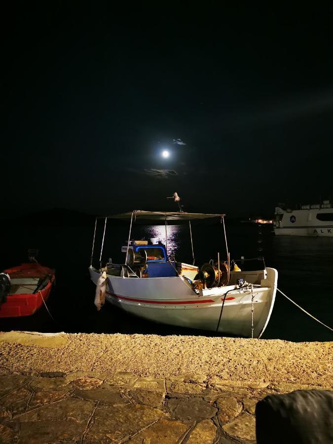 Kalypso Apartment Chalki Town 외부 사진